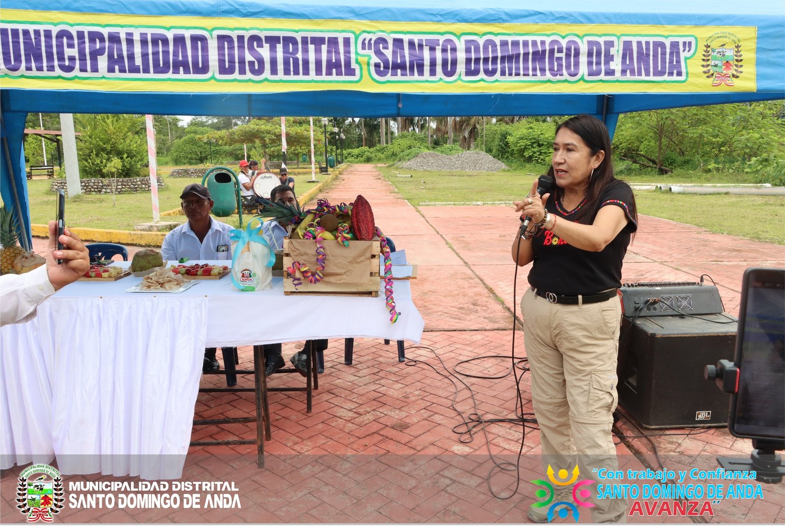 Municipalidad Distrital de Santo Domingo de Anda Visita de la congresista Marleny Portero al distrito.